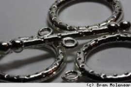 Groffe kapitelsluiting bewerkt 23x27mm  - #12141